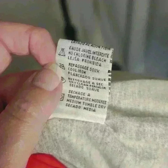 Vintage Red Naf Naf Nylon jacket Size S - Picture 9 of 10